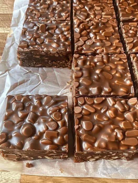 Chocolate Peanut Butter Crunch Bar