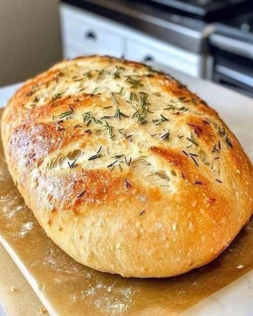 Rustic No-Knead Rosemary Garlic Bread